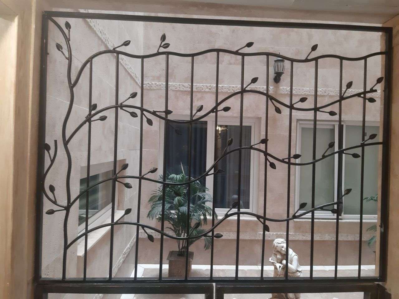 حفاظ پنجره